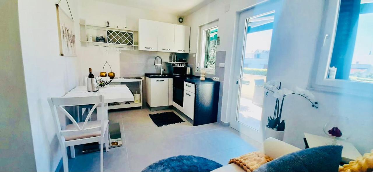 Residence Eva, Island Krk Punat Bagian luar foto